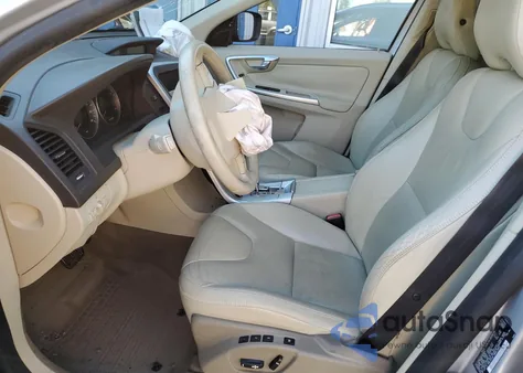 2010 Volvo Xc60 3.2 z USA, uszkodzony, nr VIN YV4960DZ5A2078534